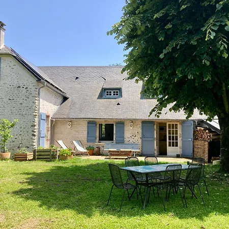 Authentique Et Chaleureux Entre Pau Et Lourdes Pour 7 Personnes Hébergement de vacances *